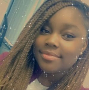 Meet your Posher, Desiree